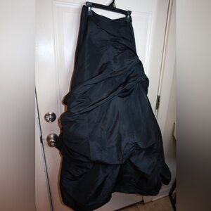 Gathered formal black skirt SIZE 2